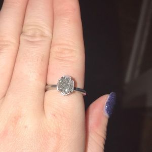 Kendra Scott sliver ring